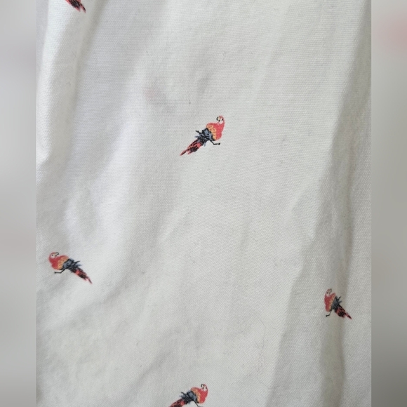 American Eagle Parrot Print Button Down 100% Cotton Size XS Seriously Soft - Picture 3 of 5